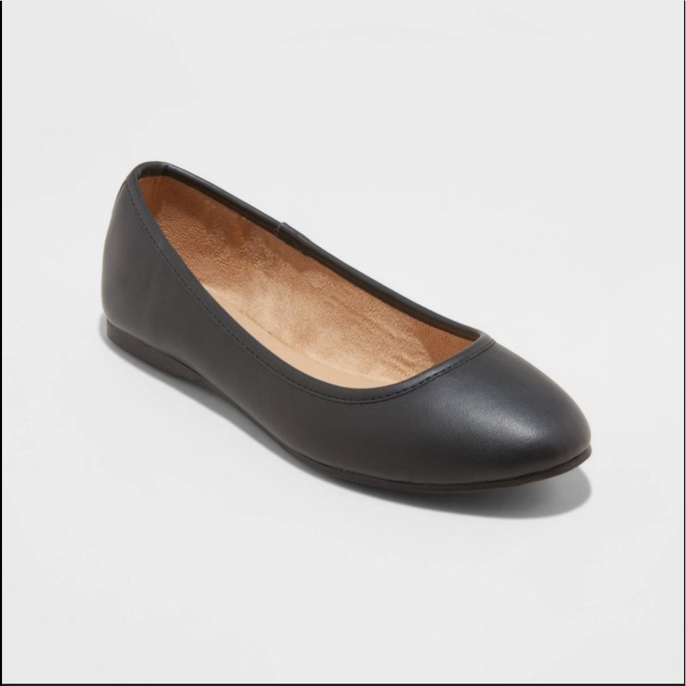 ❌SOLD❌Brand new UNIVERSAL THREAD round toe ballet flats
